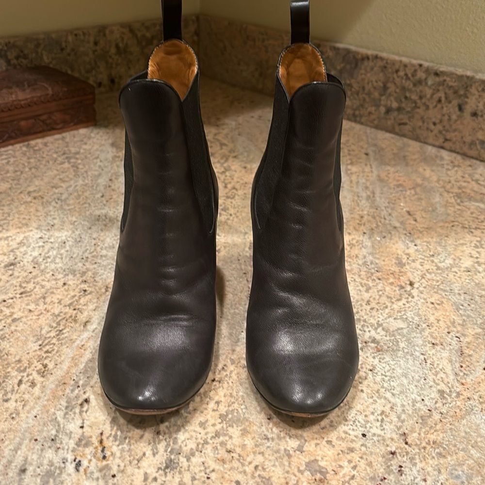 Chloe Chelsea black ankle boots